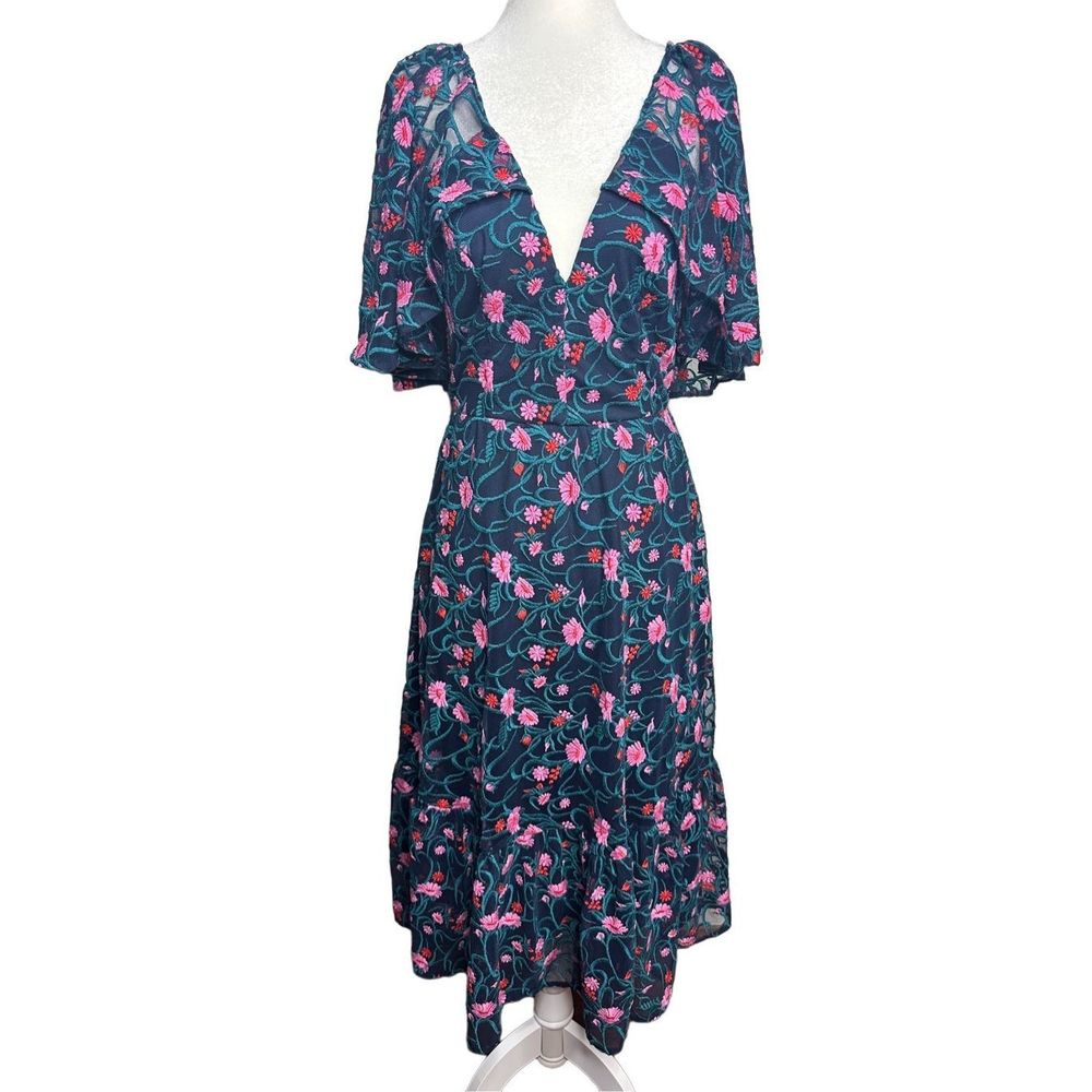 Dress the‎ Population Virginia Midi Dress Cape Sleeve Full Embroidery Blue Sz XS